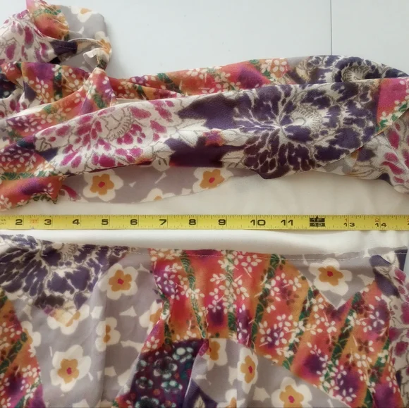 Relativity Boho Ruffled Top - Picture 3 of 4